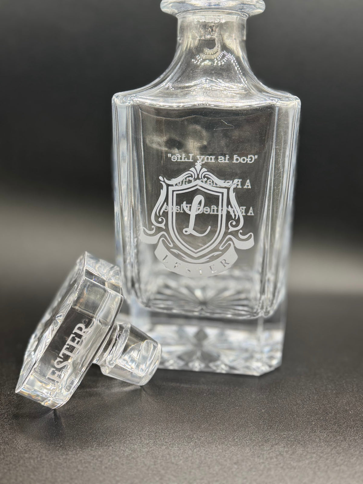Personalized 750ml engraved decanter with custom crest and name
